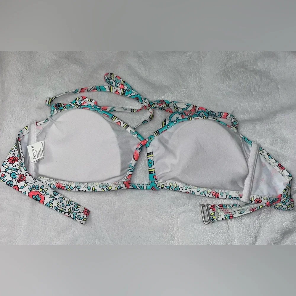 Billabong Bikini - Picture 5 of 6